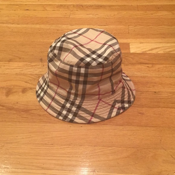 burberry bucket hat poshmark